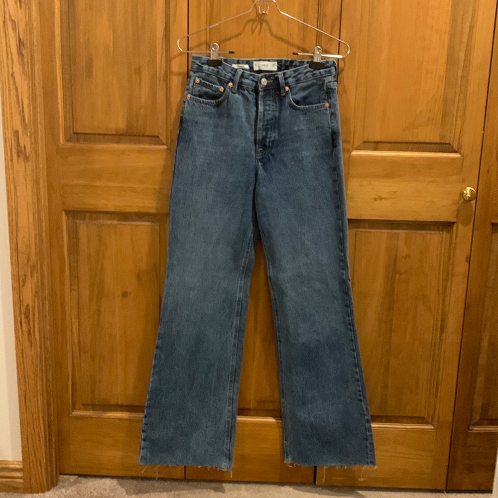 Mango/MNG Ariadna Wide Leg High Waist Jeans, nice condition, raw hems, size 6